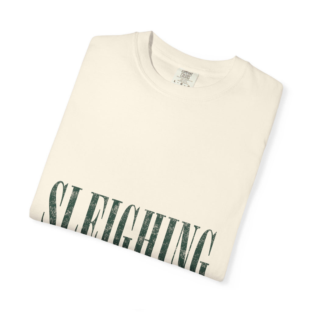 Sleighing Tee — Vintage Holiday Graphic T-Shirt with 'SLEIGHING, OBVIOUSLY.' Print